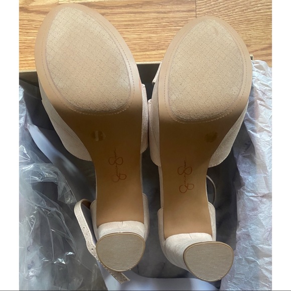 NWT - Brand New Jessica Simpson Irbella Platform Sandal Beige MicroSuede 8.5 - Picture 5 of 10